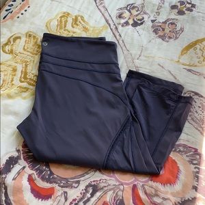 Lululemon Lavender Cropped Leggings